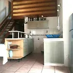 Hébergement de vacances Maison A - Proche - Parking - Fr-1-823-98 *