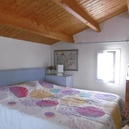 Holiday home Maison A - Proche - Parking - Fr-1-823-98